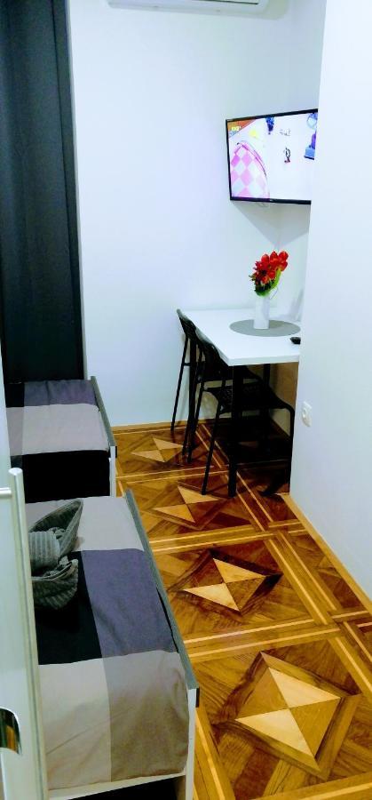 Zpula Center Studio Apartments 외부 사진